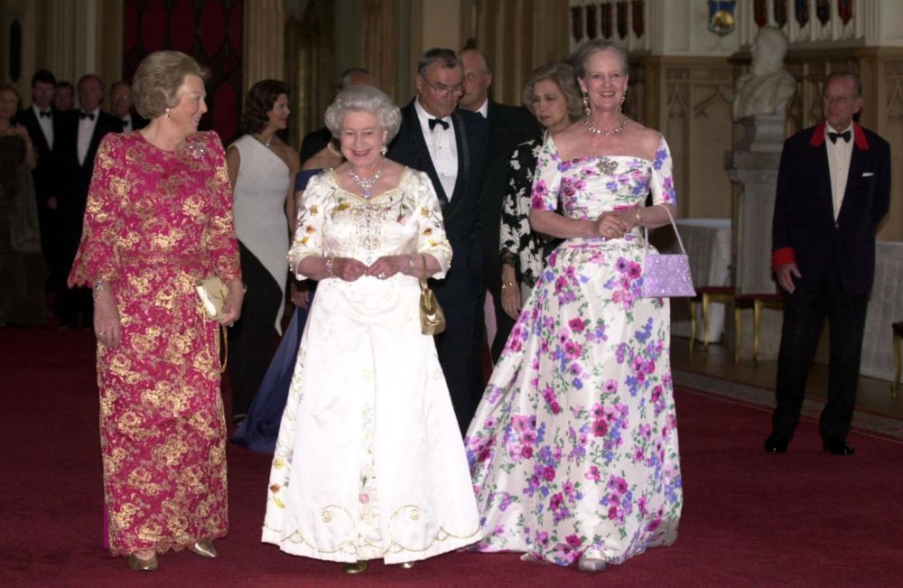 Hoe close zijn de Windsors en de Oranjes eigenlijk? Beau Monde