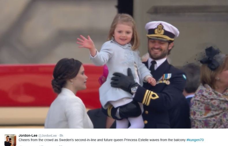 Prinses Estelle steelt de show op feestje koning Carl Gustaf