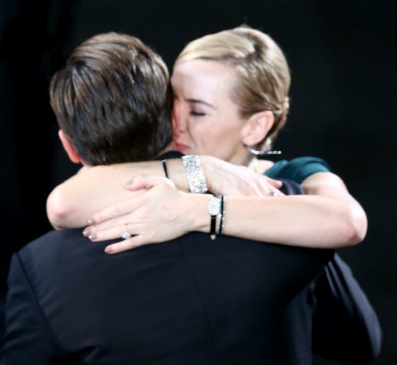 Leukste momenten SAG Awards 2016 - Leonardo DiCaprio en Kate Winslet