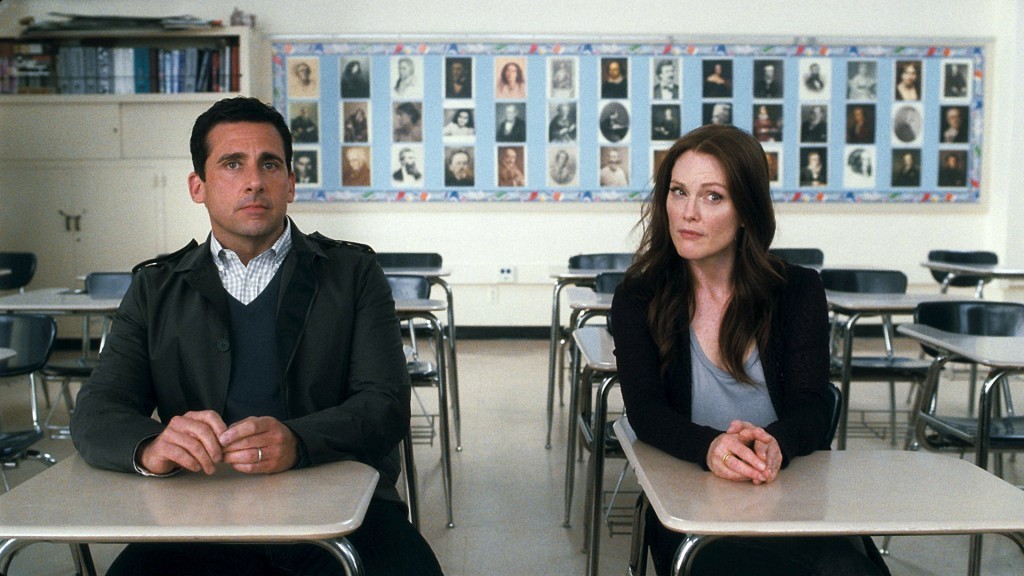 (L-r) STEVE CARELL as Cal and JULIANNE MOORE as Emily in Warner Bros. Pictures? comedy ?CRAZY, STUPID, LOVE.? a Warner Bros. Pictures release.