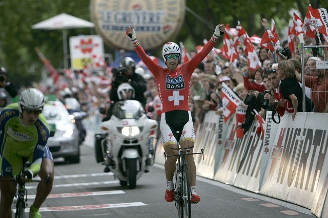 Juichend in zijn thuisplaats Bern; Cancellara wint de Ronde van Zwitserland.