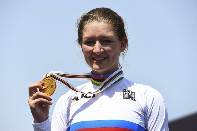 Karlijn Swinkels, wereldkampioene bij de junioren vrouwen.