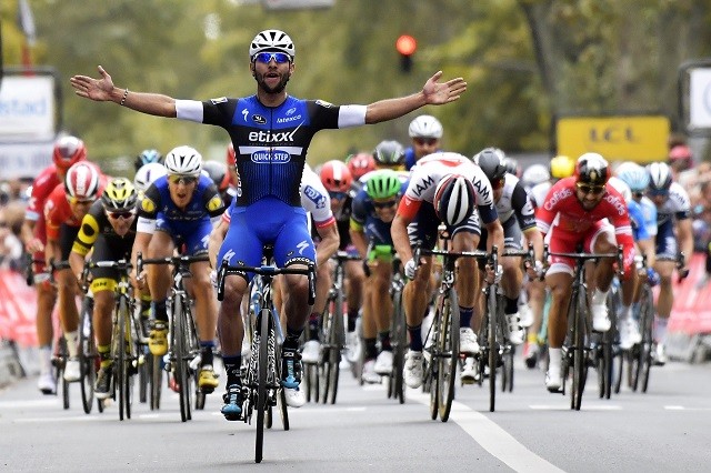 Fernando Gaviria won vorig jaar op indrukwekkende wijze Parijs-Tours.