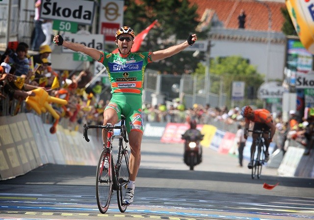 De achtste etappe van de Giro d'Italia komt aan in Peschici, waar in 2008 Matteo Priamo won, die later werd verdacht dopingleverancier van Emanuele Sella te zijn.
